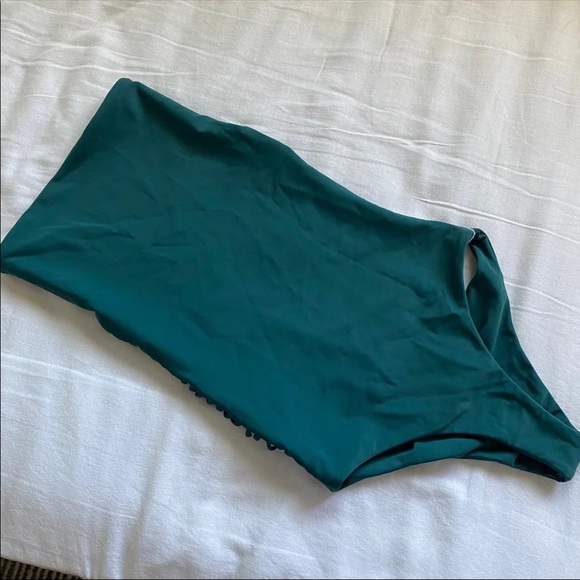 Mikoh Santorini One Piece - Picture 3 of 4